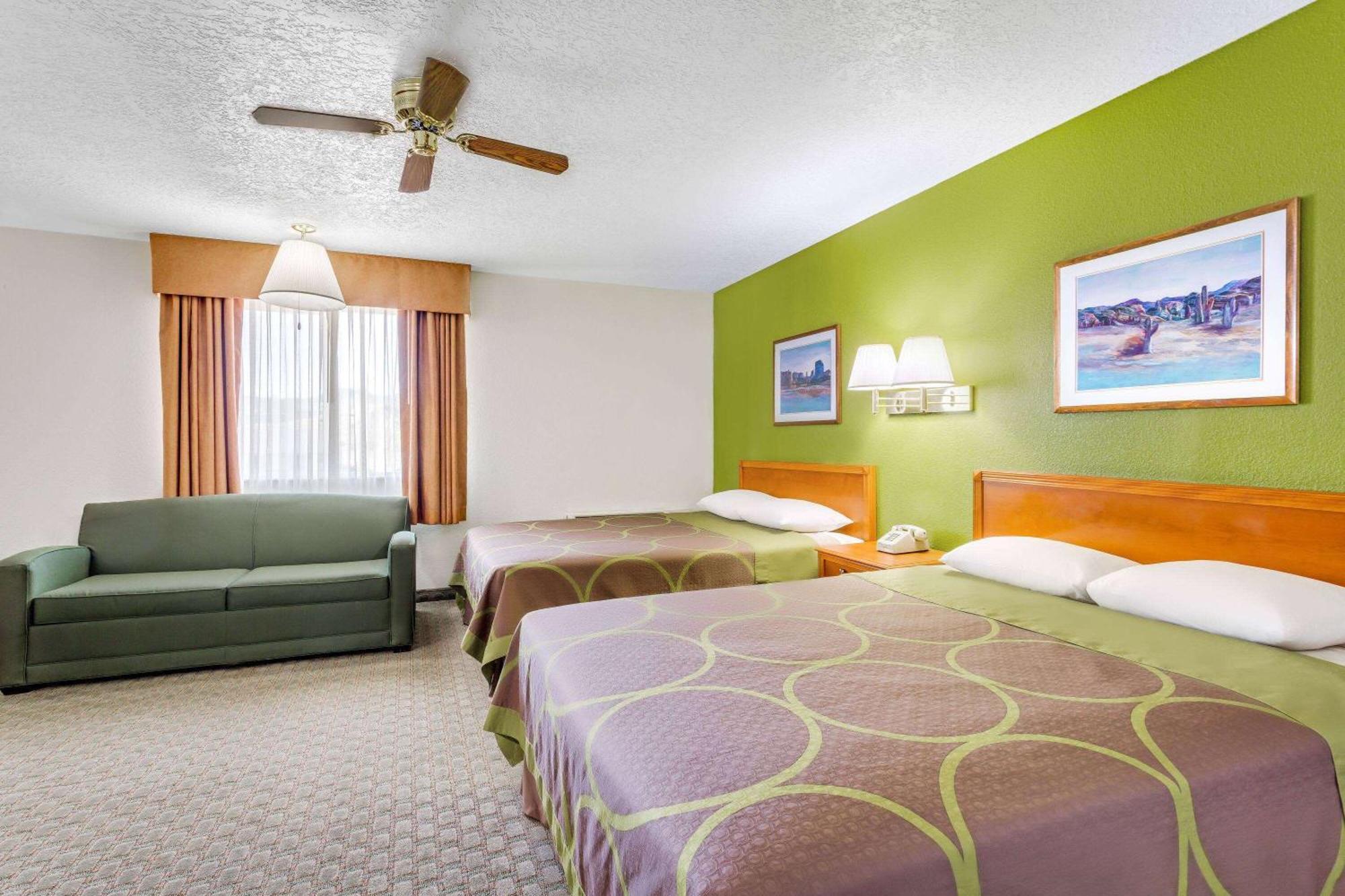 Super 8 By Wyndham Price Motel Luaran gambar